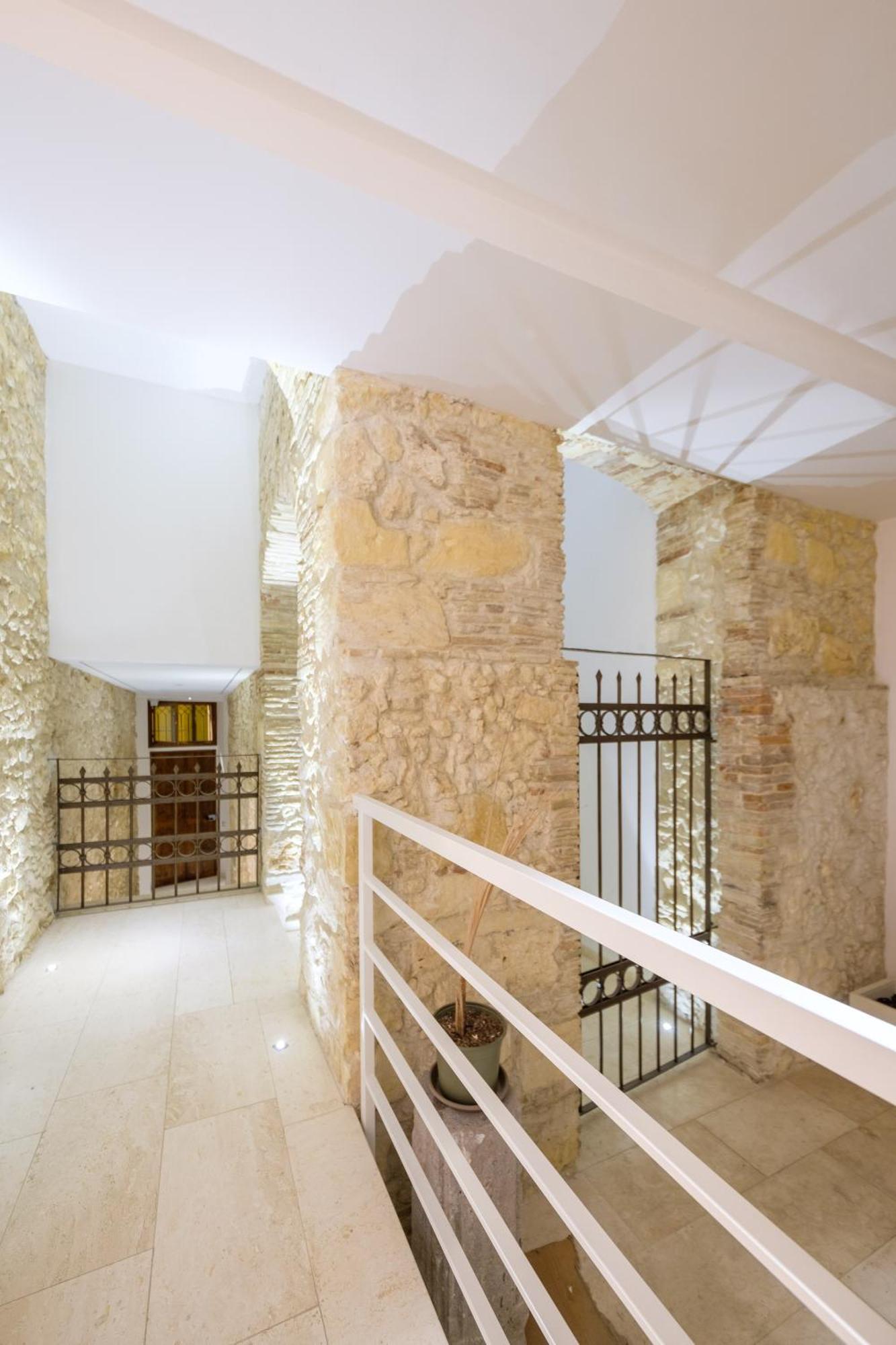 Suite Il Sole In Pieno Centro Storico In Cagliari Exterior foto