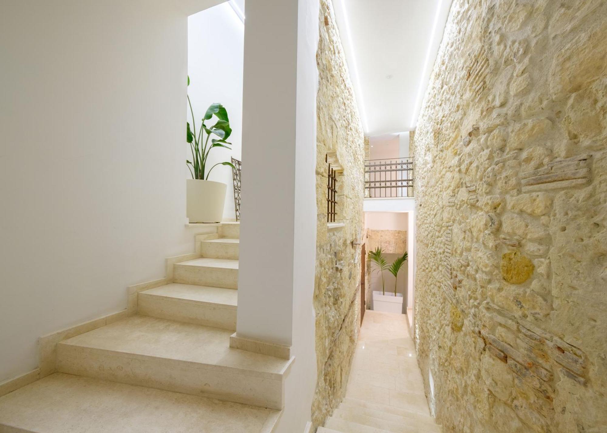 Suite Il Sole In Pieno Centro Storico In Cagliari Exterior foto